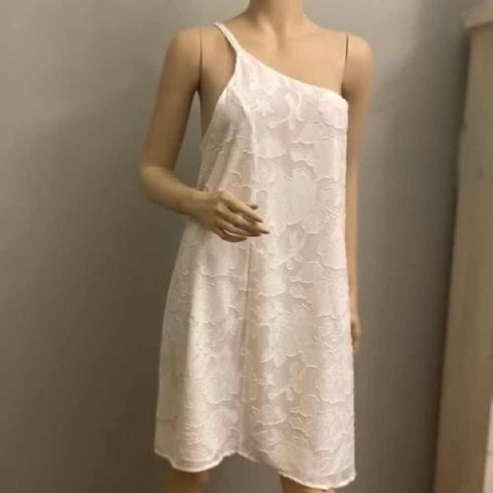 White one shoulder dress